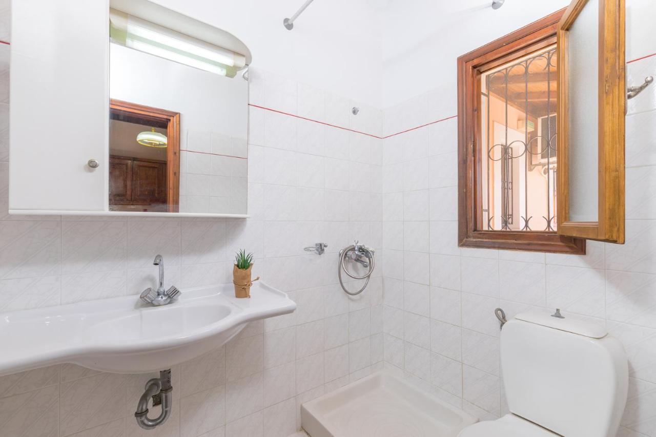 Nikos Pool Apartments - Ground Floor Sidárion Dış mekan fotoğraf